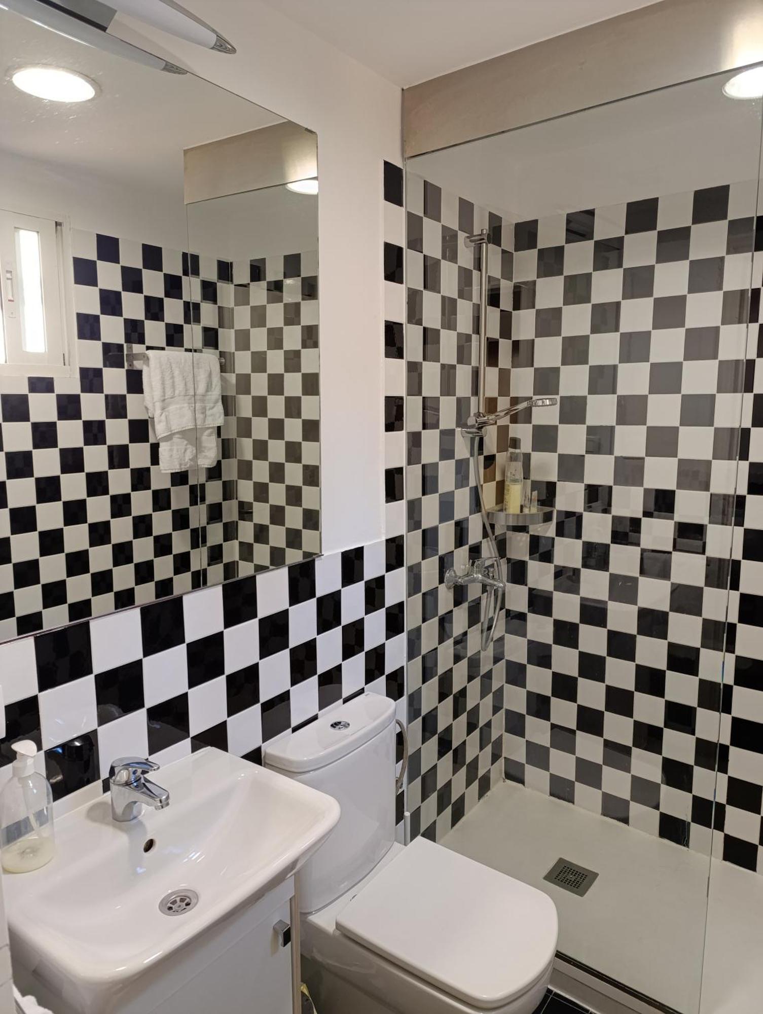 Apartamento En Huertas 马德里 外观 照片